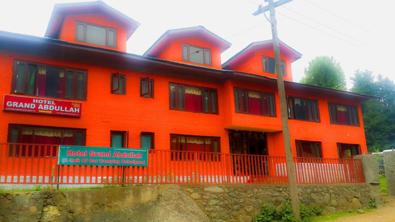 Hotel Grand Abdullah Pahalgam Luaran gambar